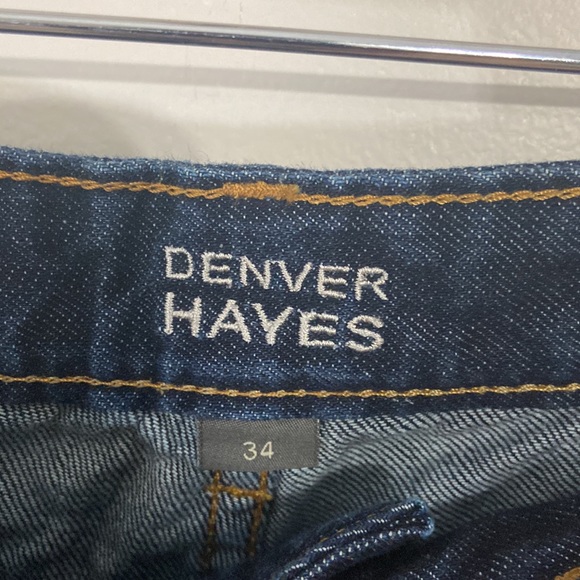 ✨3/$25✨Denver Hayes Denim Shorts - 34W - Picture 4 of 5